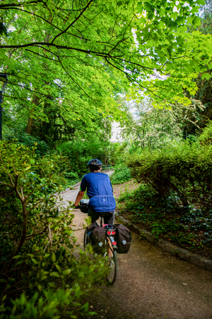 Agrandir l'image, .PNG 2 MB (fenêtre modale)